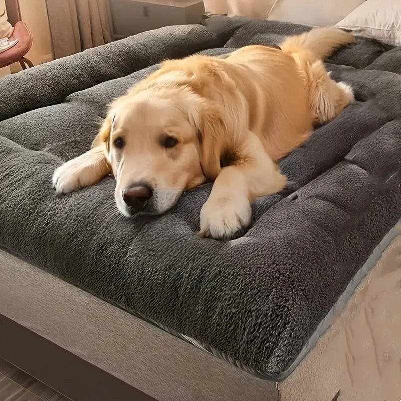 Extra-large plush dog bed/sofa/cat bed/dog house/cage mat, thick and super soft polyester pet mat